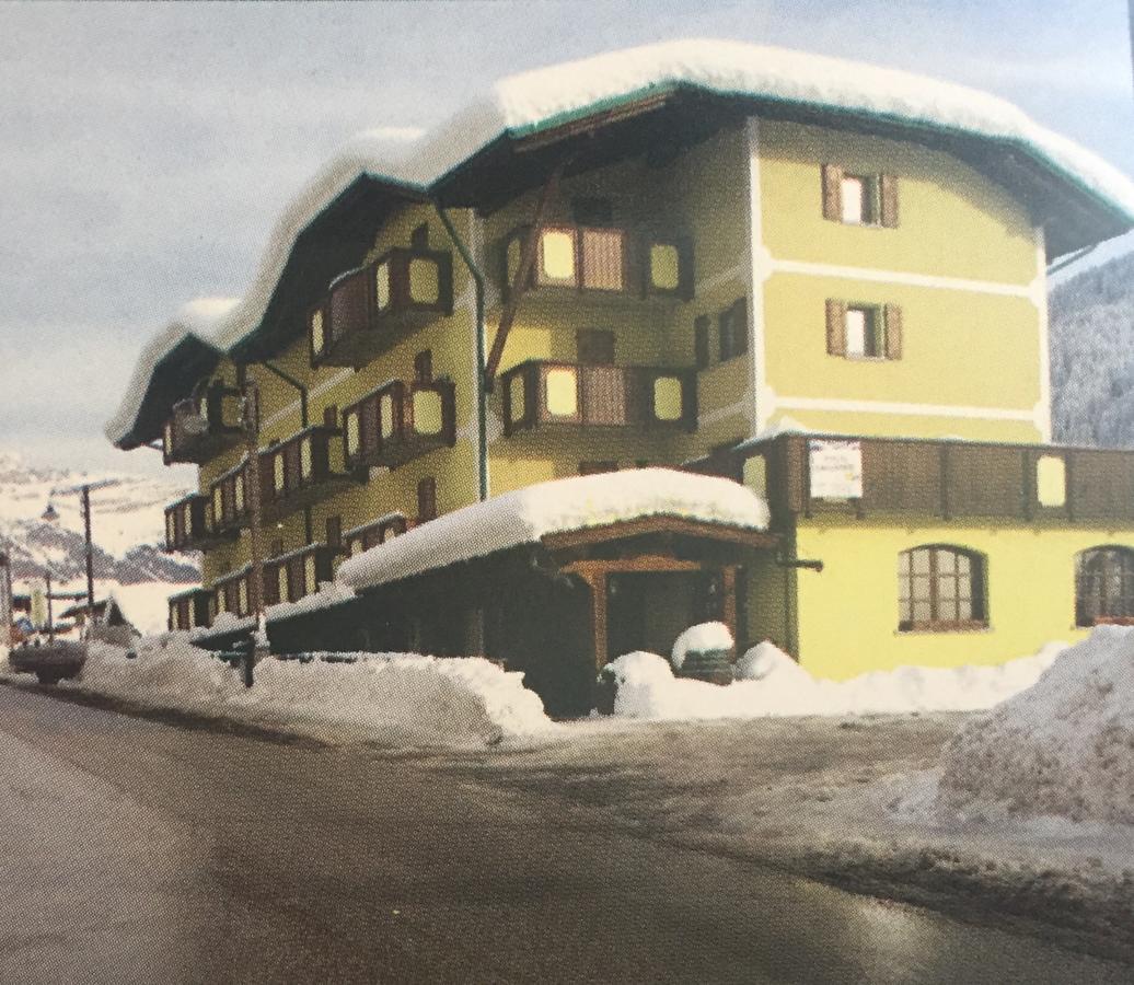 Hotel Tosa Madonna Buitenkant foto
